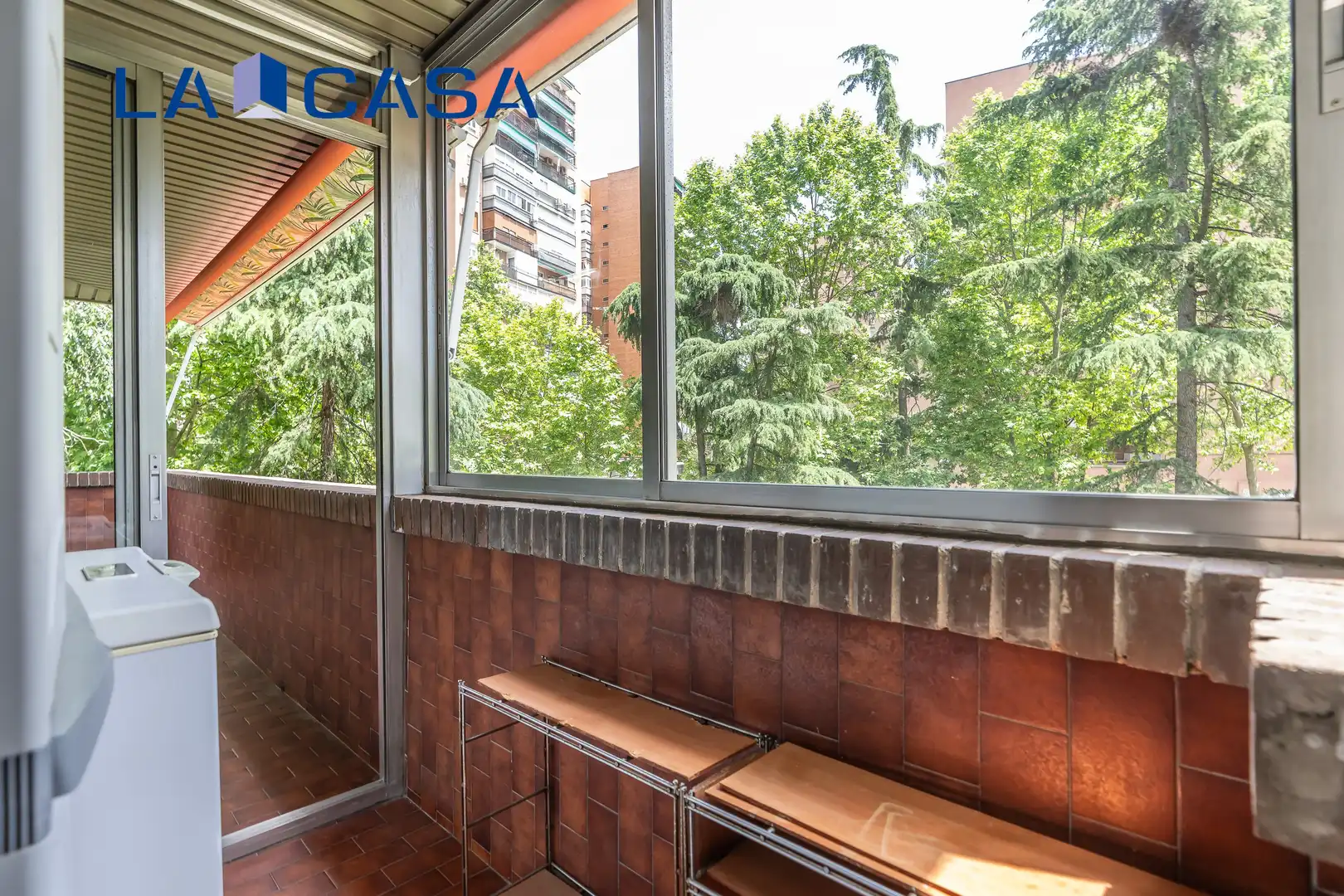 Terrassa de Pis en venda en Madrid amb Calefacció, Terrassa i Piscina