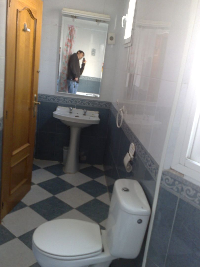 Bany de Pis en venda en Catarroja amb Forn