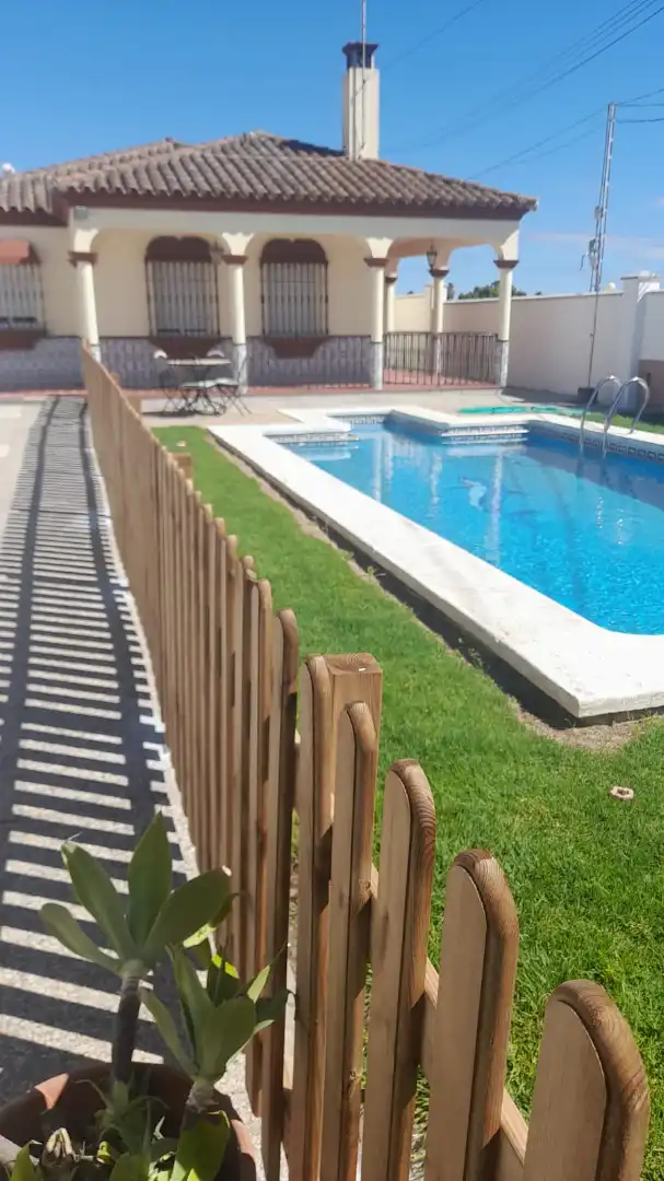 Swimming pool of Houses for rent in Sanlúcar de Barrameda  with Air Conditioner, Heating and Swimming Pool