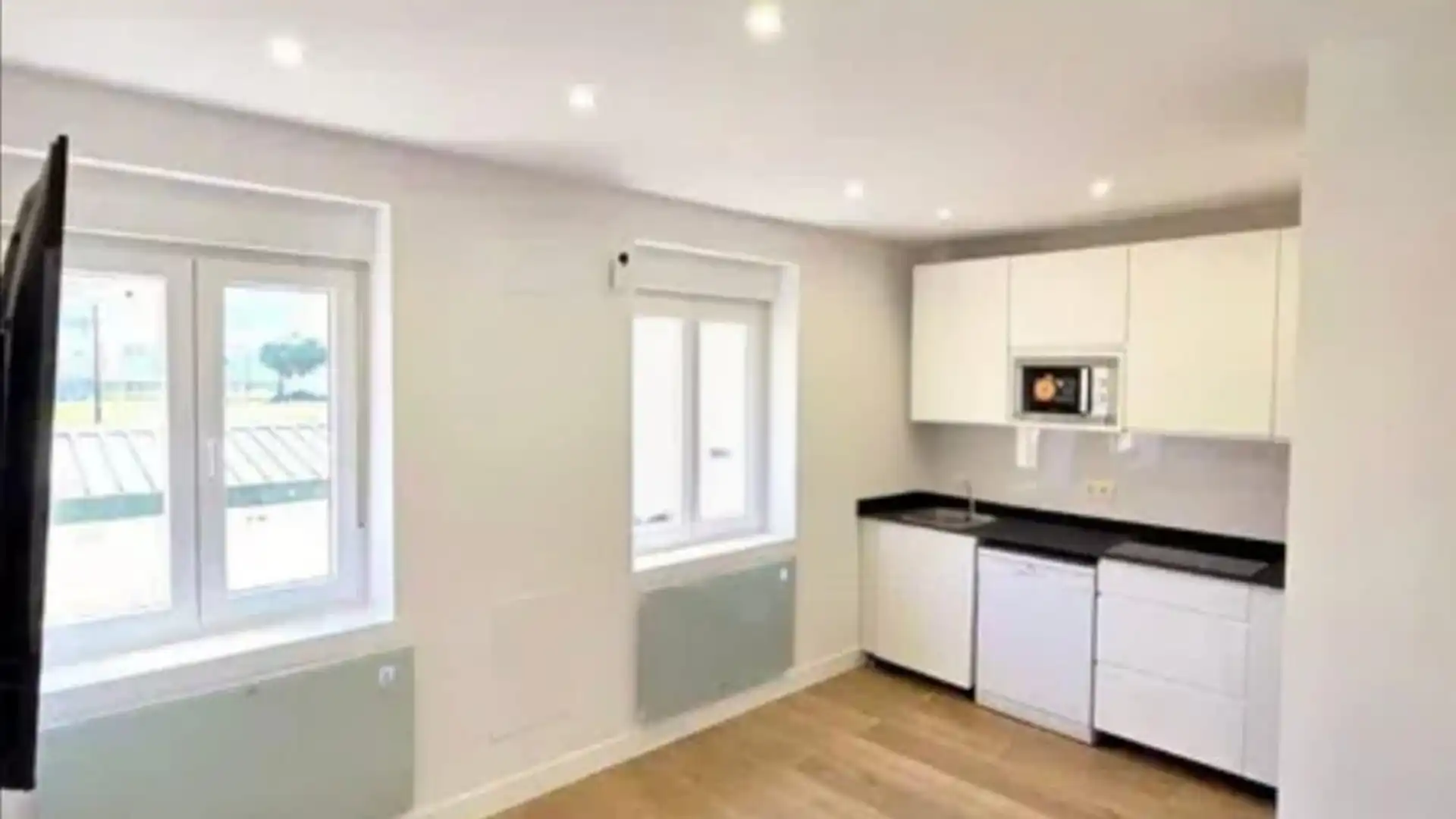 Cocina de Apartamento en venta en Oviedo  con Amueblado