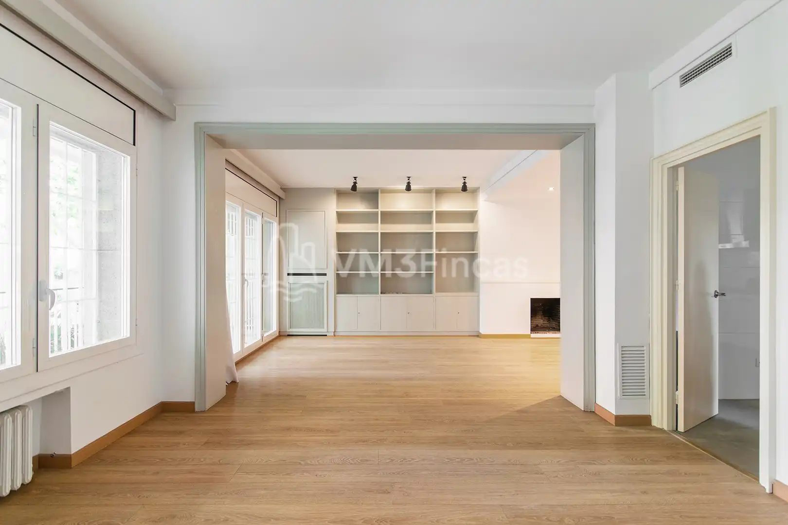 Wohnzimmer von Wohnung zur Miete in Barcelona mit Klimaanlage, Heizung und Parkett