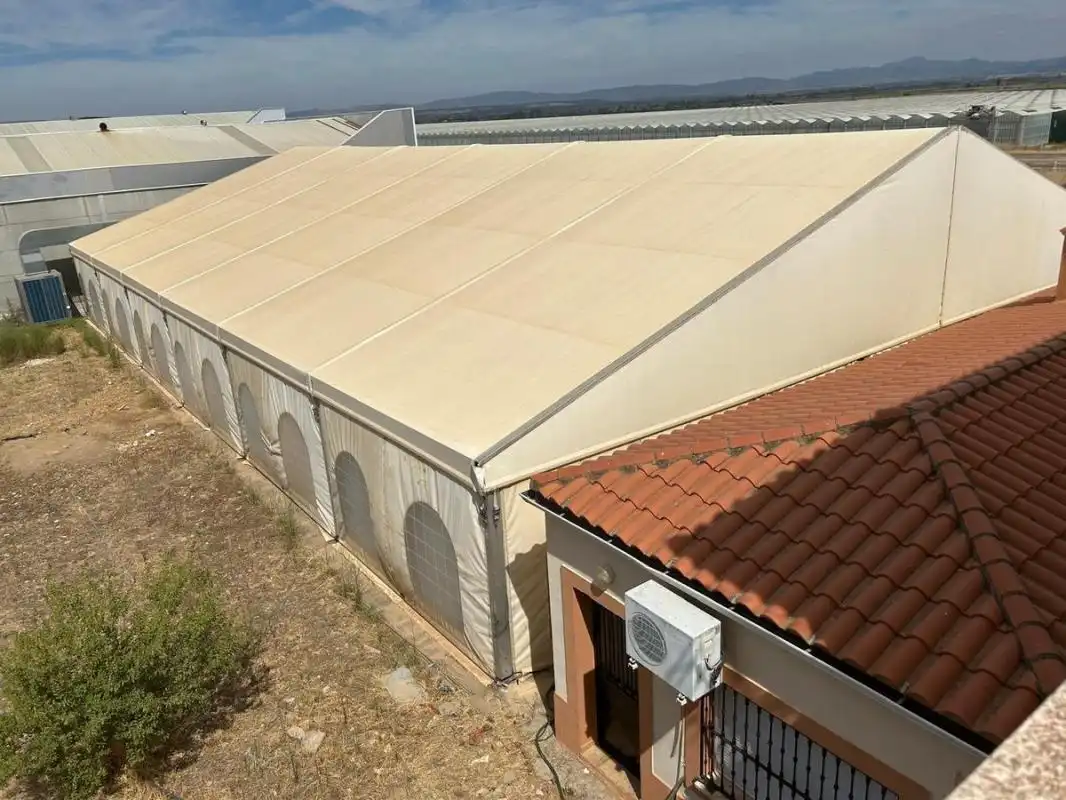 Vista exterior de Local en venta en Navalvillar de Pela con Aire acondicionado y Calefacción
