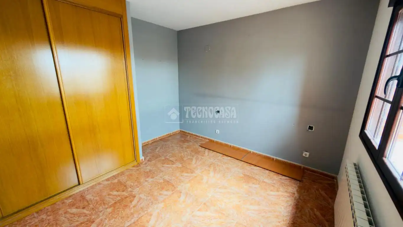 Bedroom of Detached homes for sale in Alameda de la Sagra