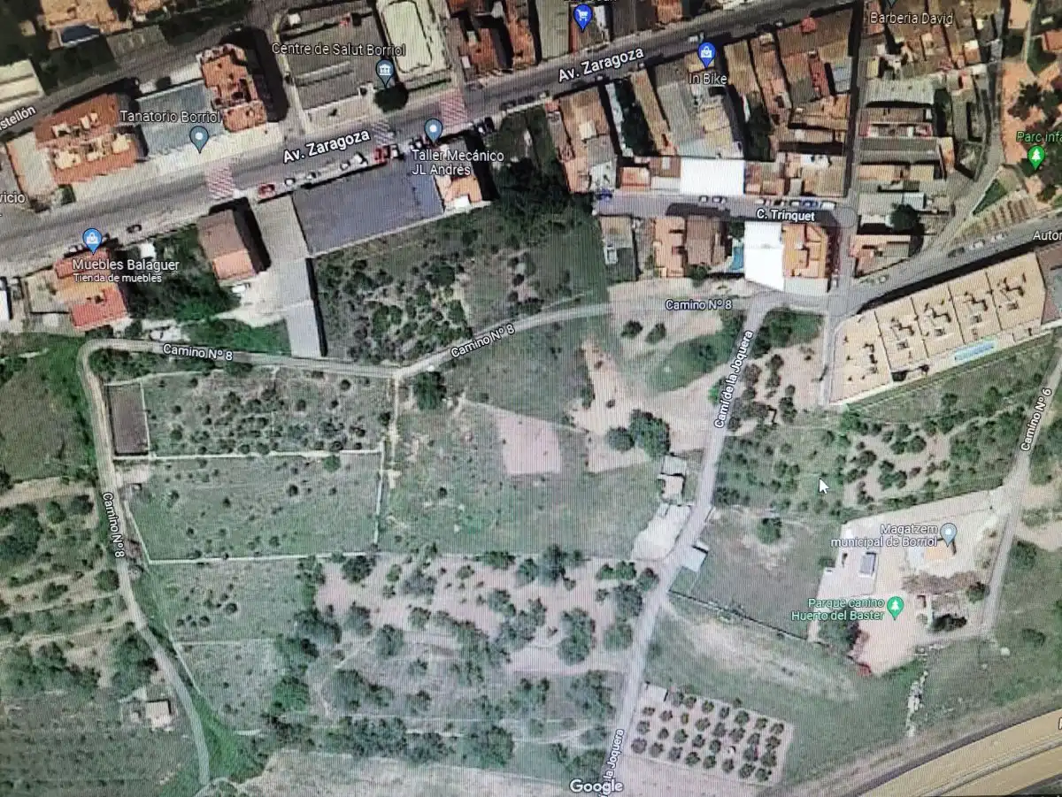 Residential land for sale in numero 8
