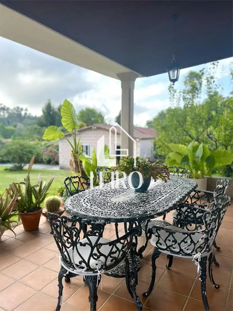Terraza de Casa o chalet en venta en Santiago de Compostela  con Jardín privado