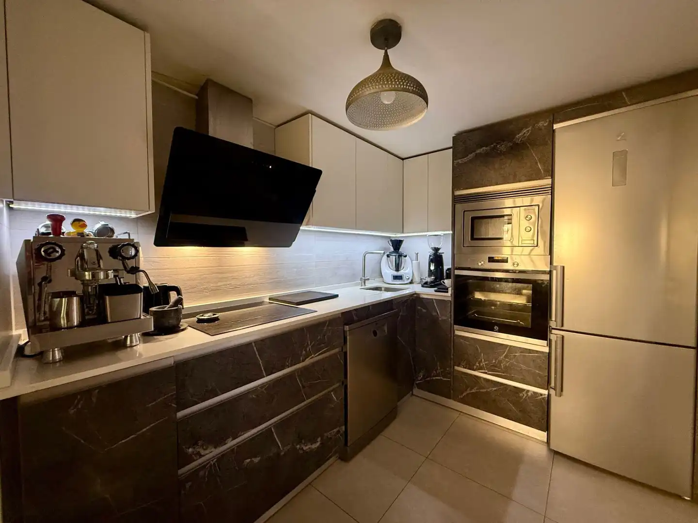 Cuina de Apartament en venda en Mijas amb Aire condicionat, Calefacció i Terrassa