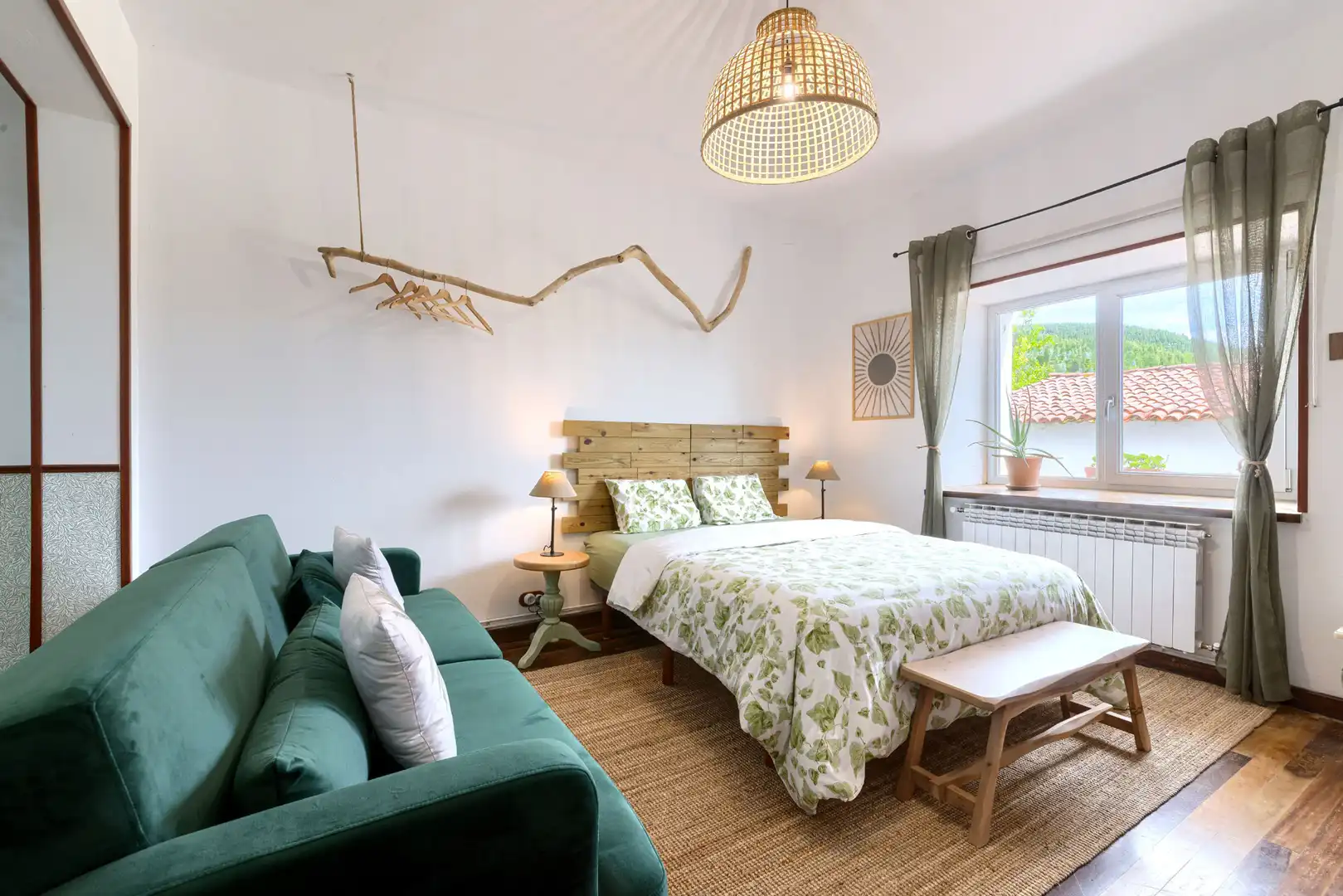 Schlafzimmer von Wohnungen zur Miete in Zamudio mit Heizung, Möbliert und Waschmaschine