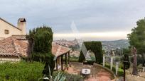 Jardí de Casa o xalet en venda en  Toledo Capital amb Terrassa, Piscina i Balcó