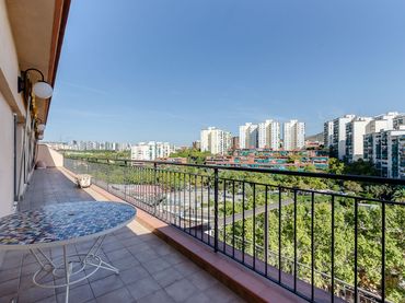Penthouse with lift for sale in Avinguda de Josep Tarradellas i Joan