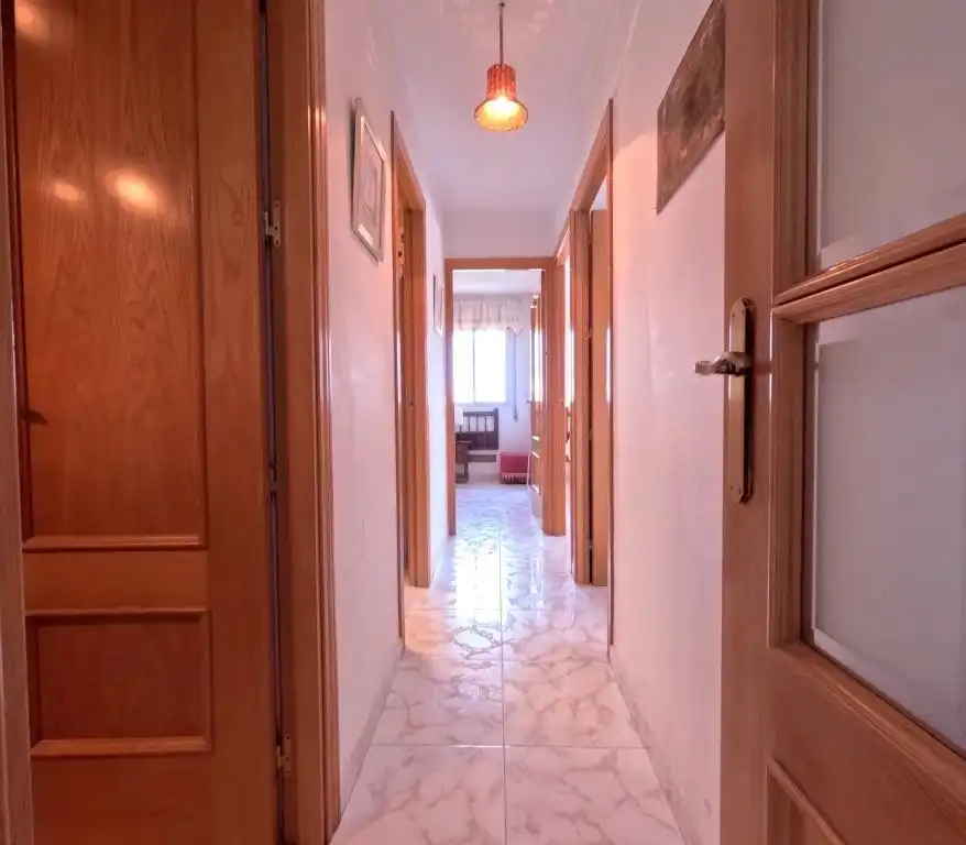 Piso en venta en Fuengirola con Aire acondicionado, Calefacción y Terraza