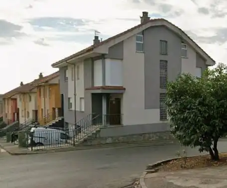 Vista exterior de Casa adosada en venta en Sariegos con Calefacción, Jardín privado y Terraza