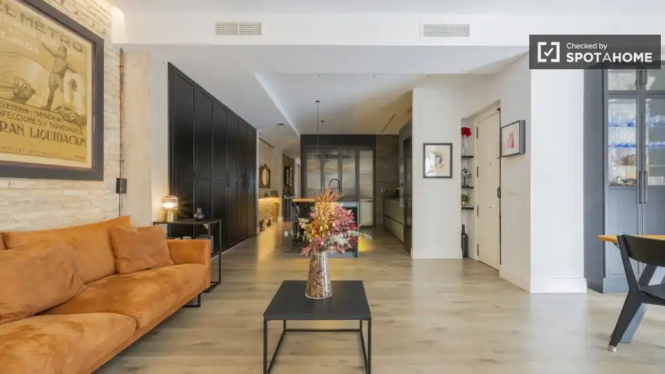 Flat with terrace to rent in L'Eixample, imagen 6