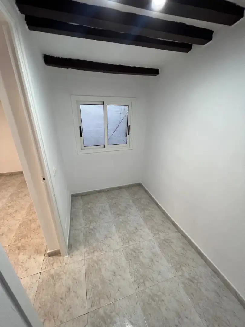 Attic for rent in Carrer de Sant Antoni, Centre