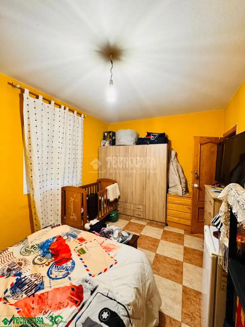 Dormitori de Casa adosada en venda en Burujón amb Calefacció