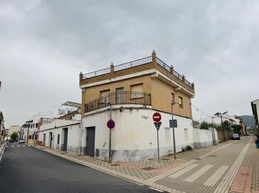 Terreno residencial en venta en Calle Consejo de Distrito