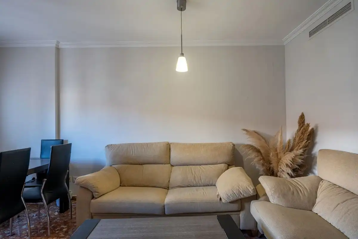 Flat with lift for sale in Avinguda de València, imagen 3