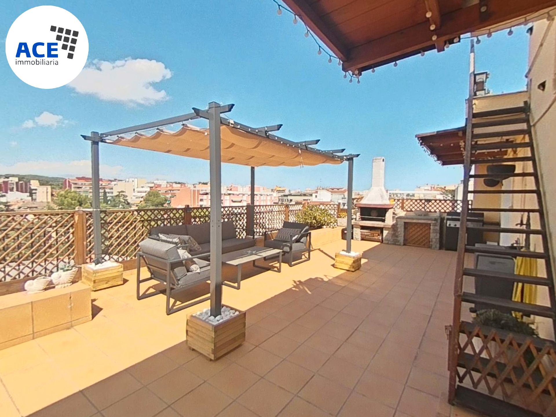 Terrassa de Àtic en venda en Rubí amb Aire condicionat, Calefacció i Parquet