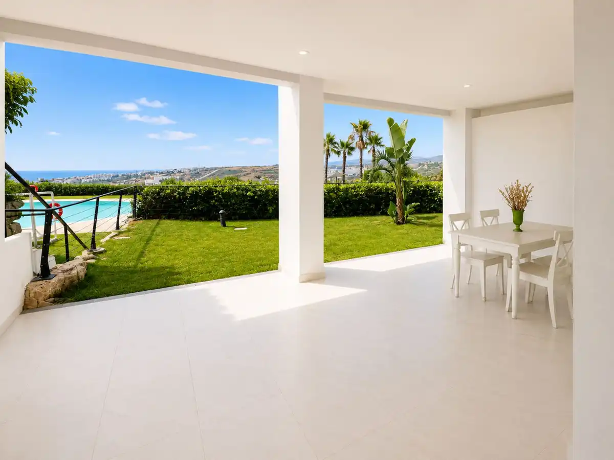 Apartament amb piscina en venda a Estepona Pueblo, imagen 3