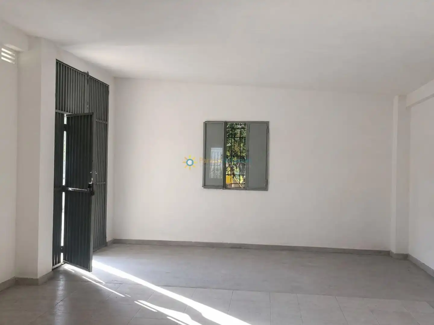Country house zum Verkauf in Albaida mit Privatgarten und Abstellraum