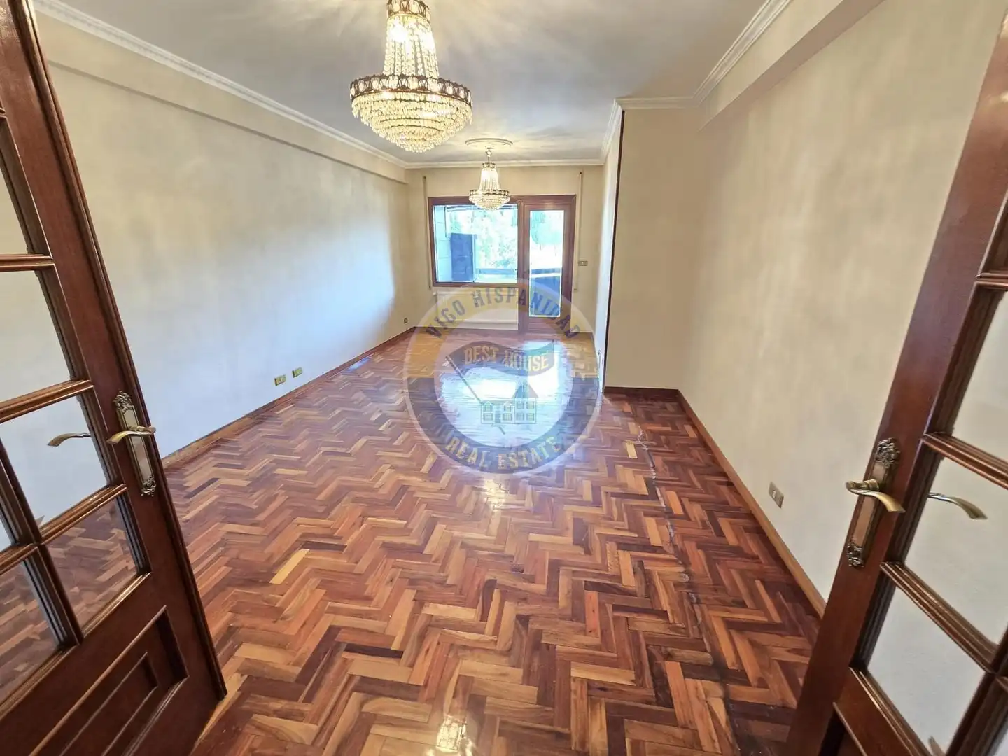 Comedor de Piso de alquiler en Vigo  con Calefacción, Parquet y Balcón