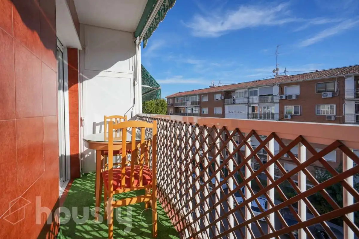 Terrassa de Pis en venda en Madrid