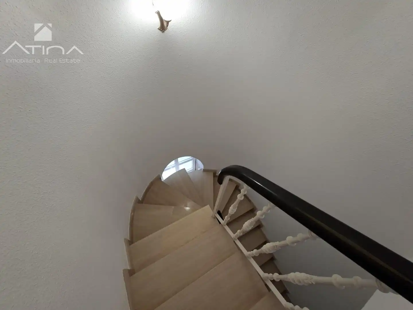 Haus oder Chalet zum Verkauf in Gandia mit Klimaanlage, Privatgarten und Terrasse