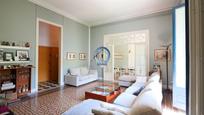 Living room of Flat for sale in Girona Capital  with Air Conditioner, Heating and Private garden