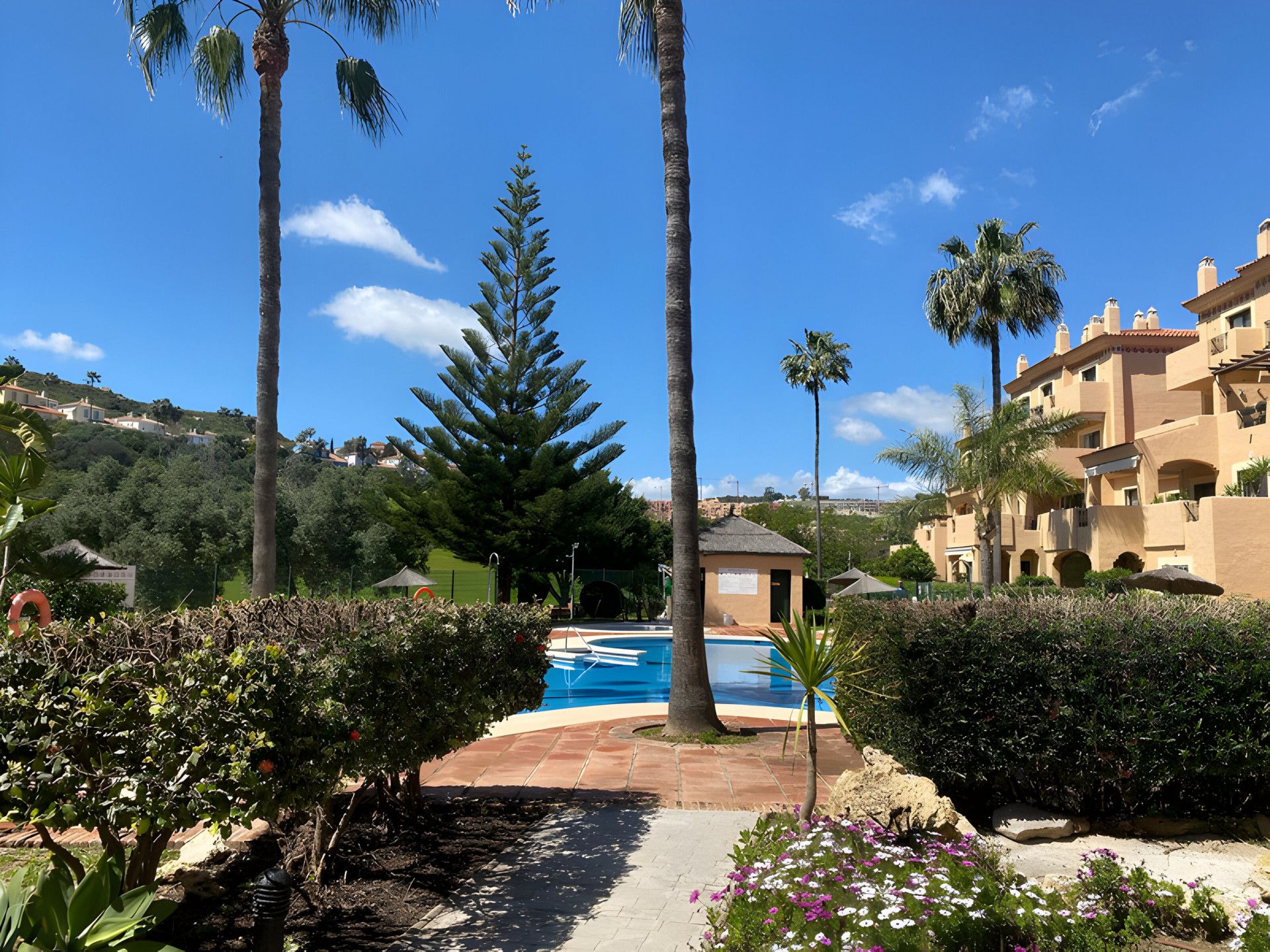 Exterior view of Duplex for sale in Manilva  with Terrace, Swimming Pool and Furnished