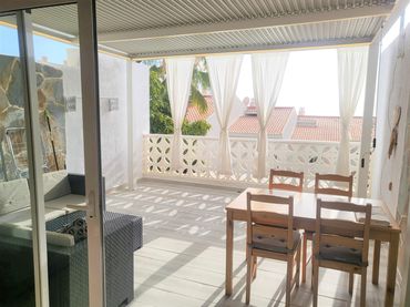 Apartament amb piscina en venda a Costa Adeje