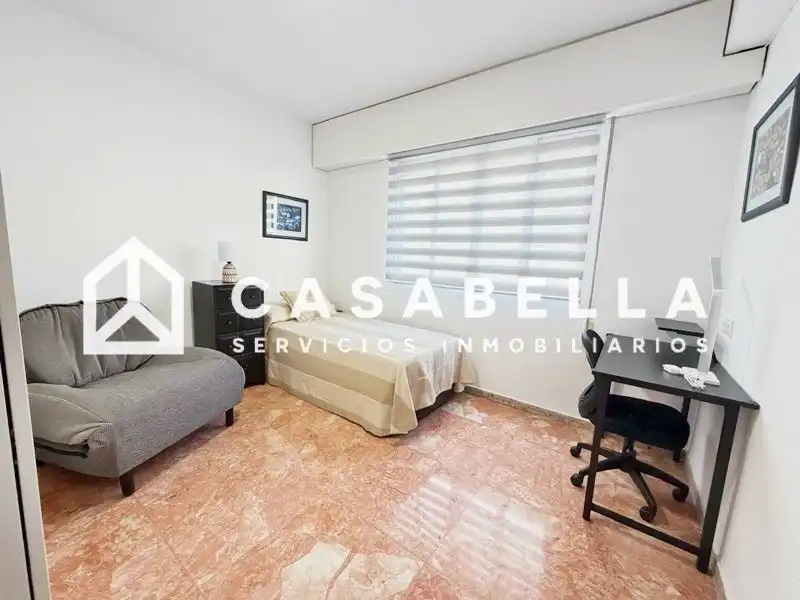 Wohnung zur Miete in Valencia mit Klimaanlage, Heizung und Terrasse