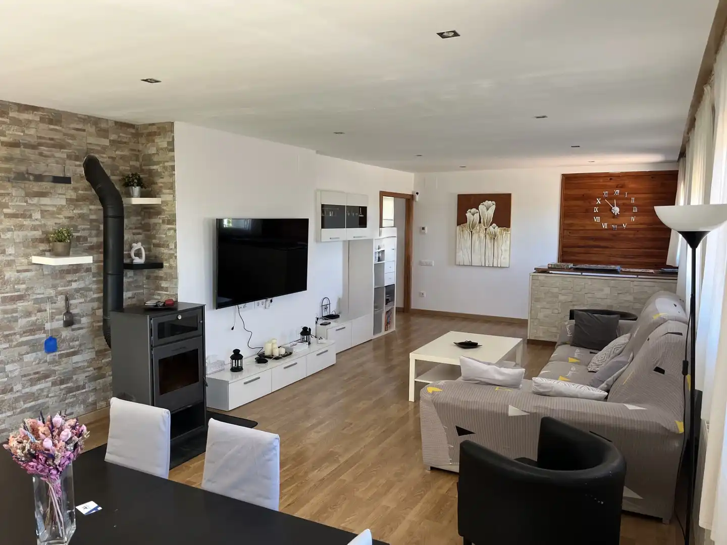 Sala d'estar de Casa o xalet en venda en Moià amb Calefacció, Jardí privat i Terrassa