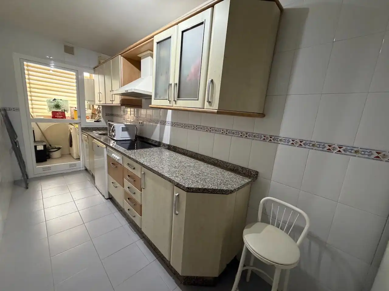 Kitchen of Flat for rent in Vélez-Málaga  with Community pool