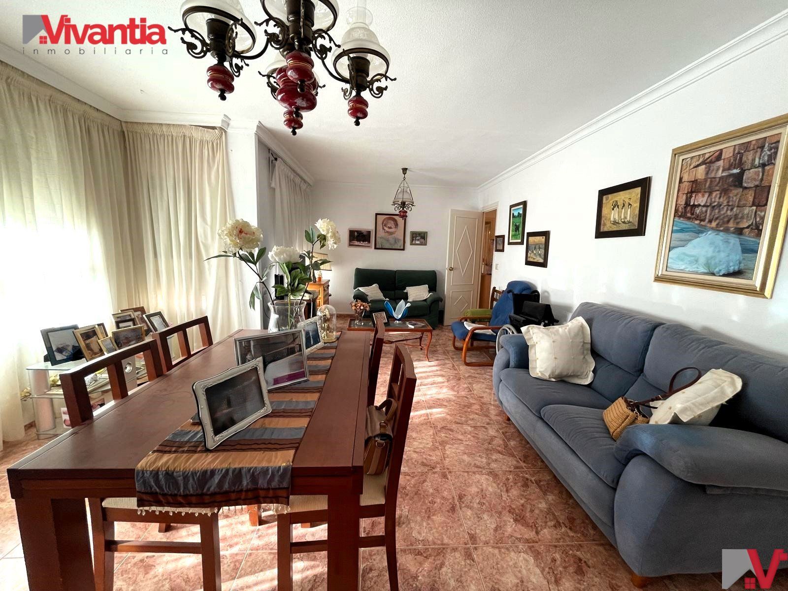 Sala d'estar de Pis en venda en Lorca amb Aire condicionat, Moblat i Forn
