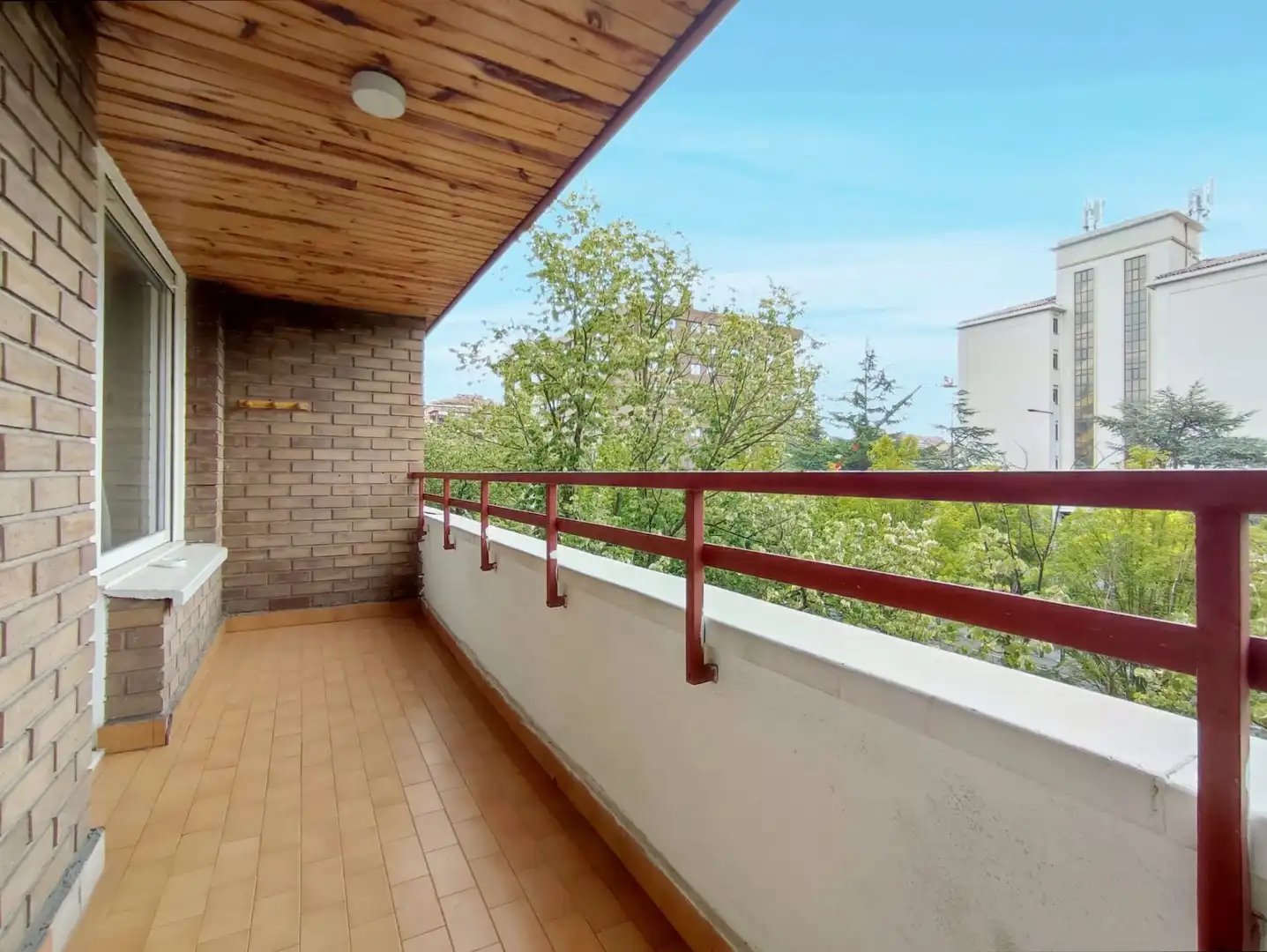 Terrassa de Pis en venda en  Pamplona / Iruña amb Calefacció, Terrassa i Traster