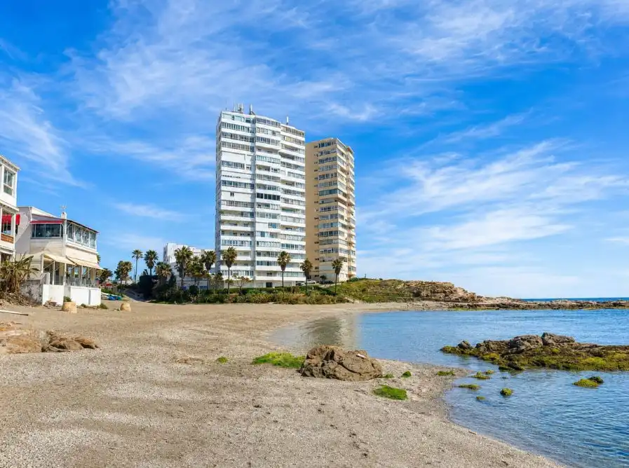 Apartamento con ascensor en venta en Puerto de Sotogrande - La Marina, imagen 5