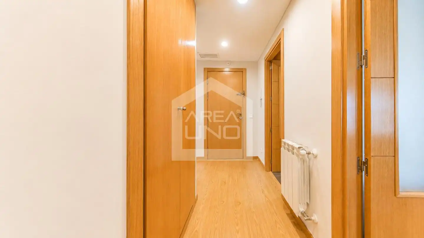 Flat for rent in Fuenlabrada  with Air Conditioner, Heating and Storage room