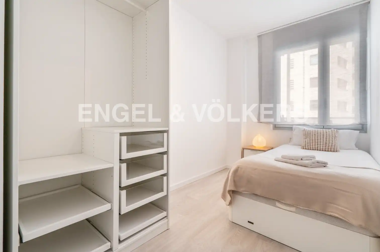 Bedroom of Flat for rent in Barcelona  with Air Conditioner, Heating and Parquet flooring