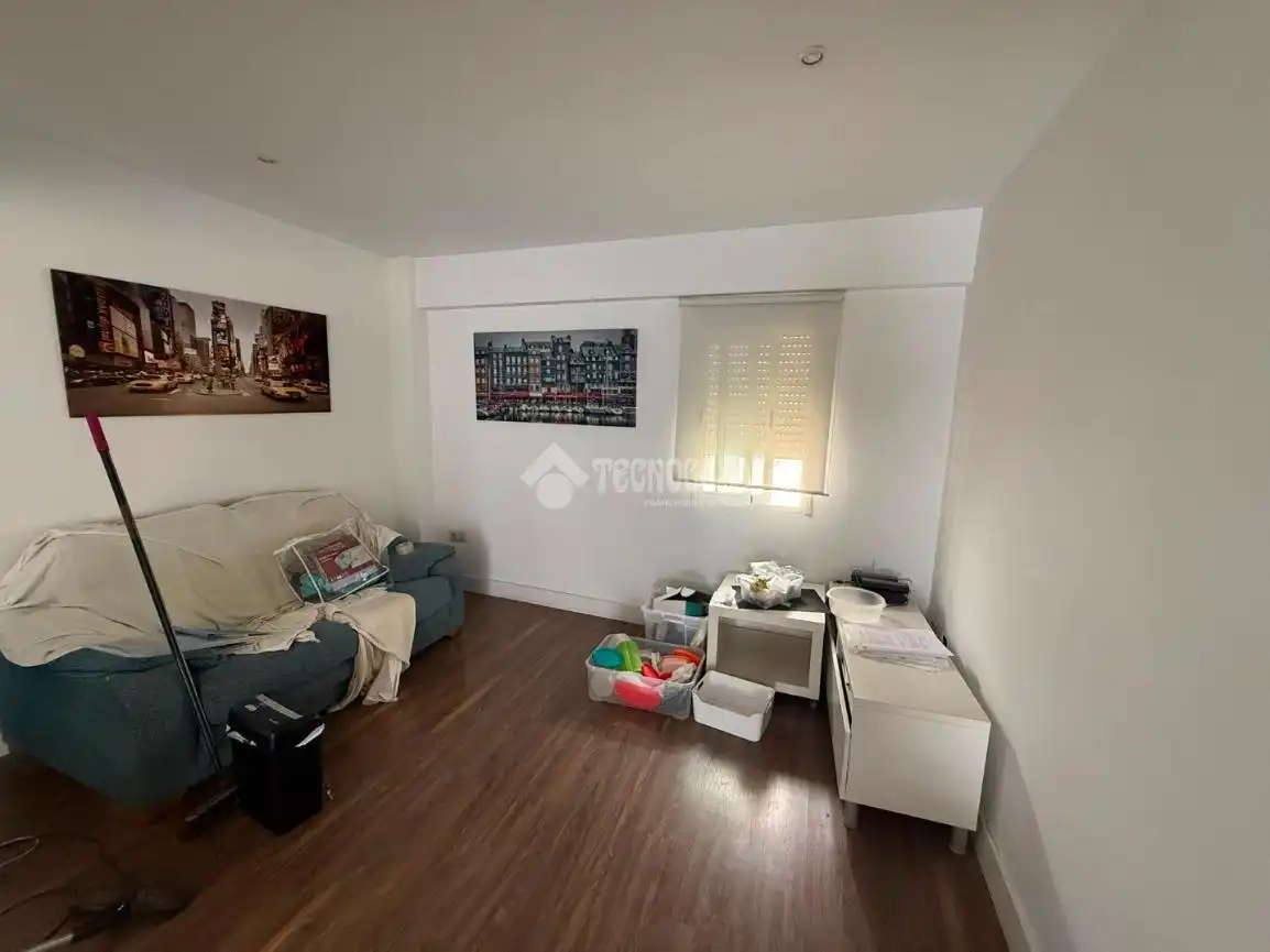 Sala de estar de Piso en venta en Valencia con Parquet y Alarma