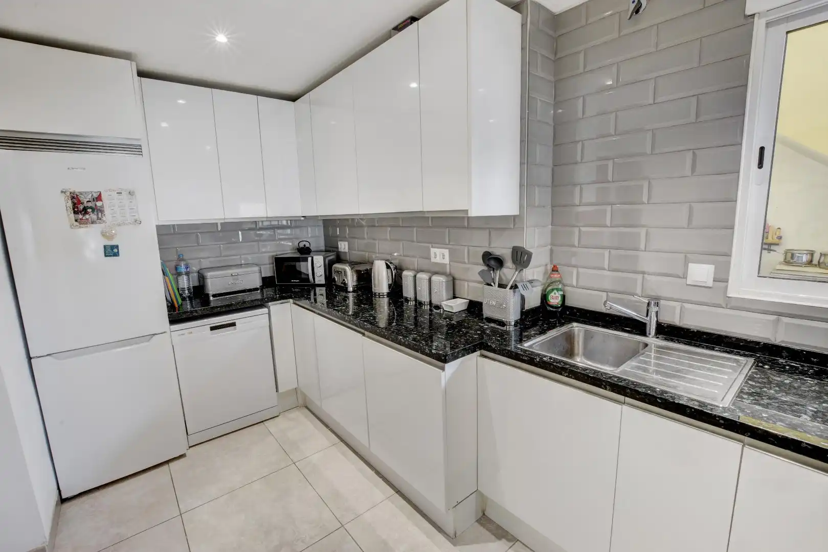 Casa pareada con piscina en venta en Torrequebrada, imagen 16