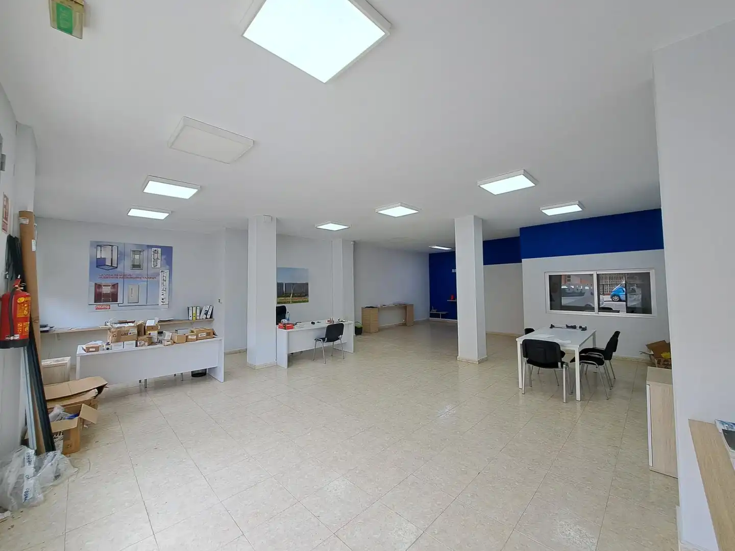 Business premises for sale in Avenida Maestra Josefina Fernández, imagen 2