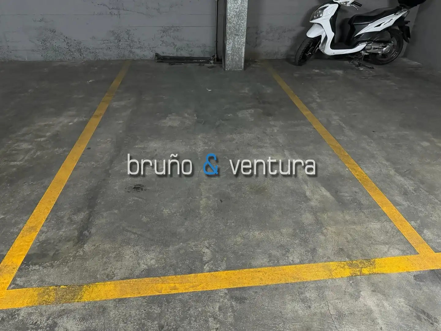 Aparcamiento en alquiler en Centre Vila, imagen 3