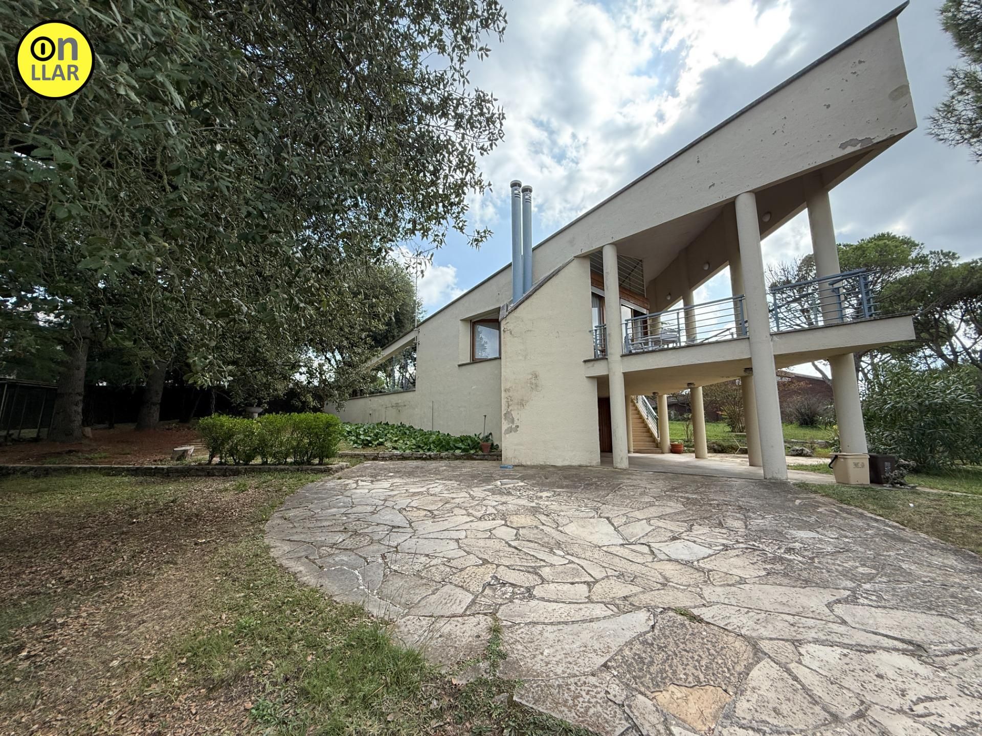 Außenansicht von Haus oder Chalet zum verkauf in Seva mit Heizung, Privatgarten und Terrasse