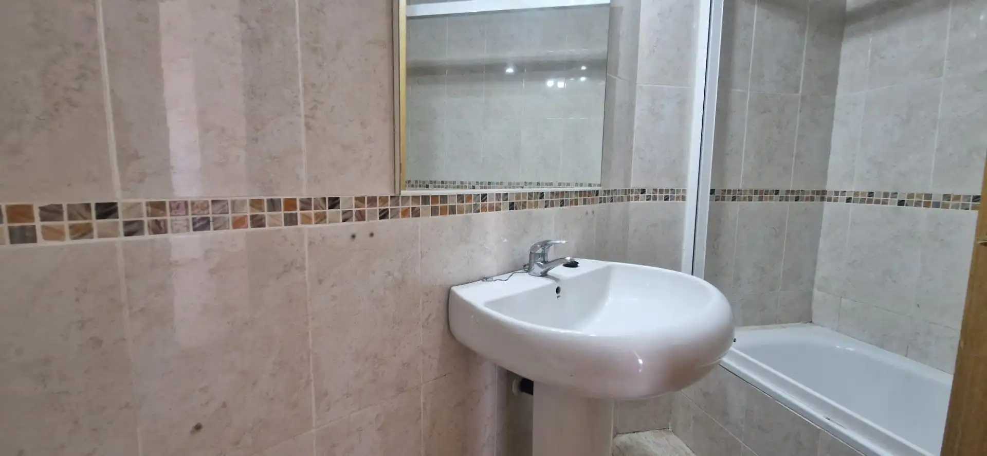 Baño de Piso en venta en Fuengirola con Terraza