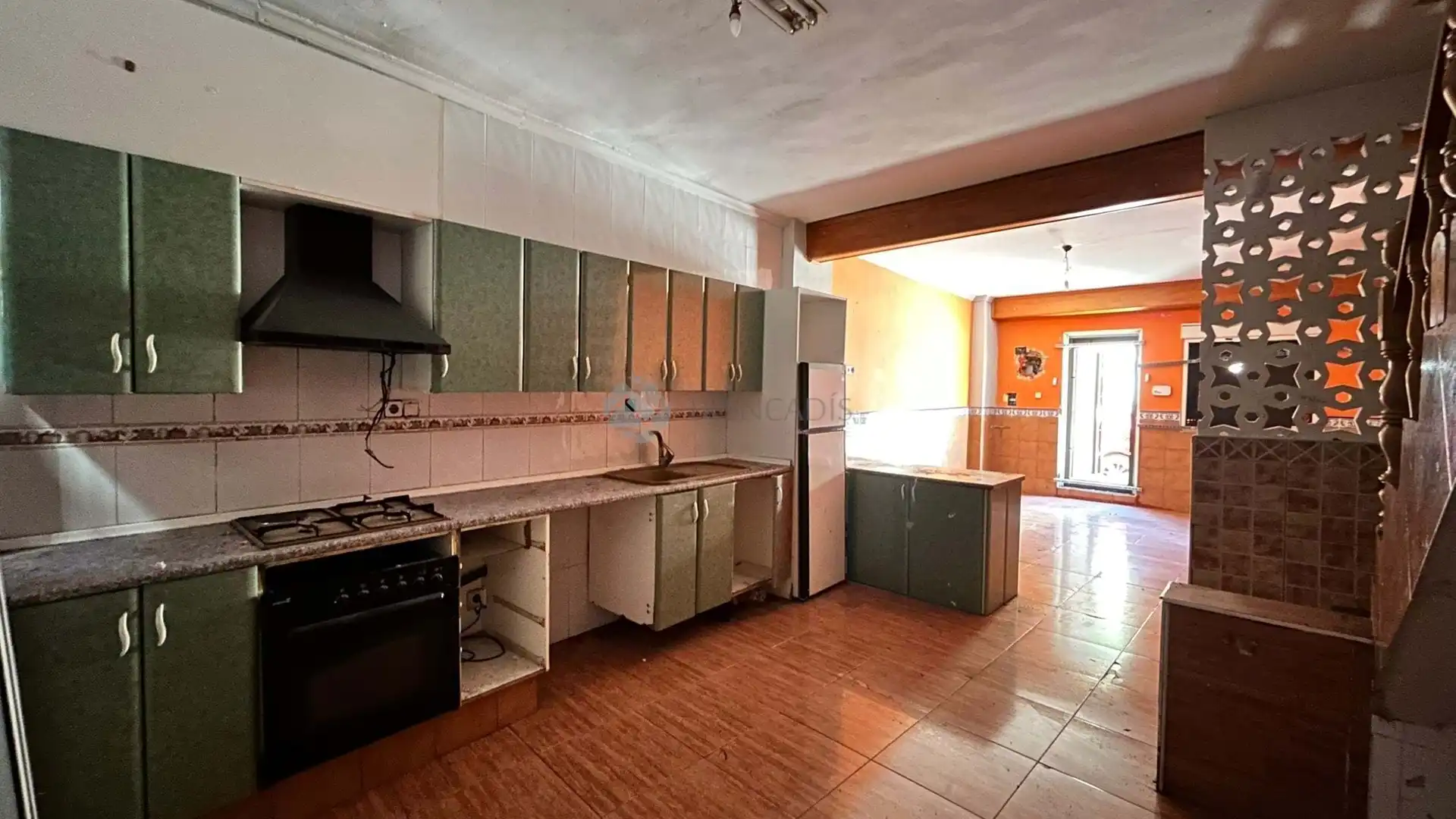 Küche von Einfamilien-Reihenhaus zum Verkauf in Tavernes de la Valldigna