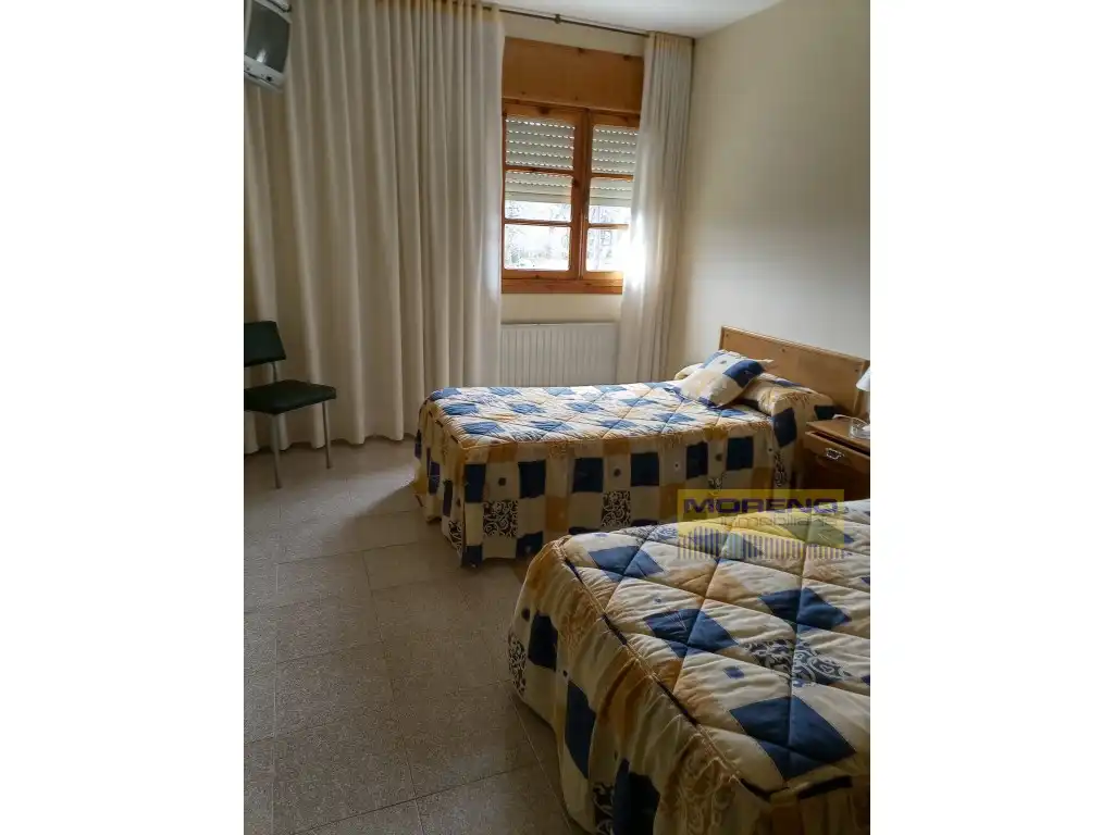 Dormitori de Local en venda en Becerreá