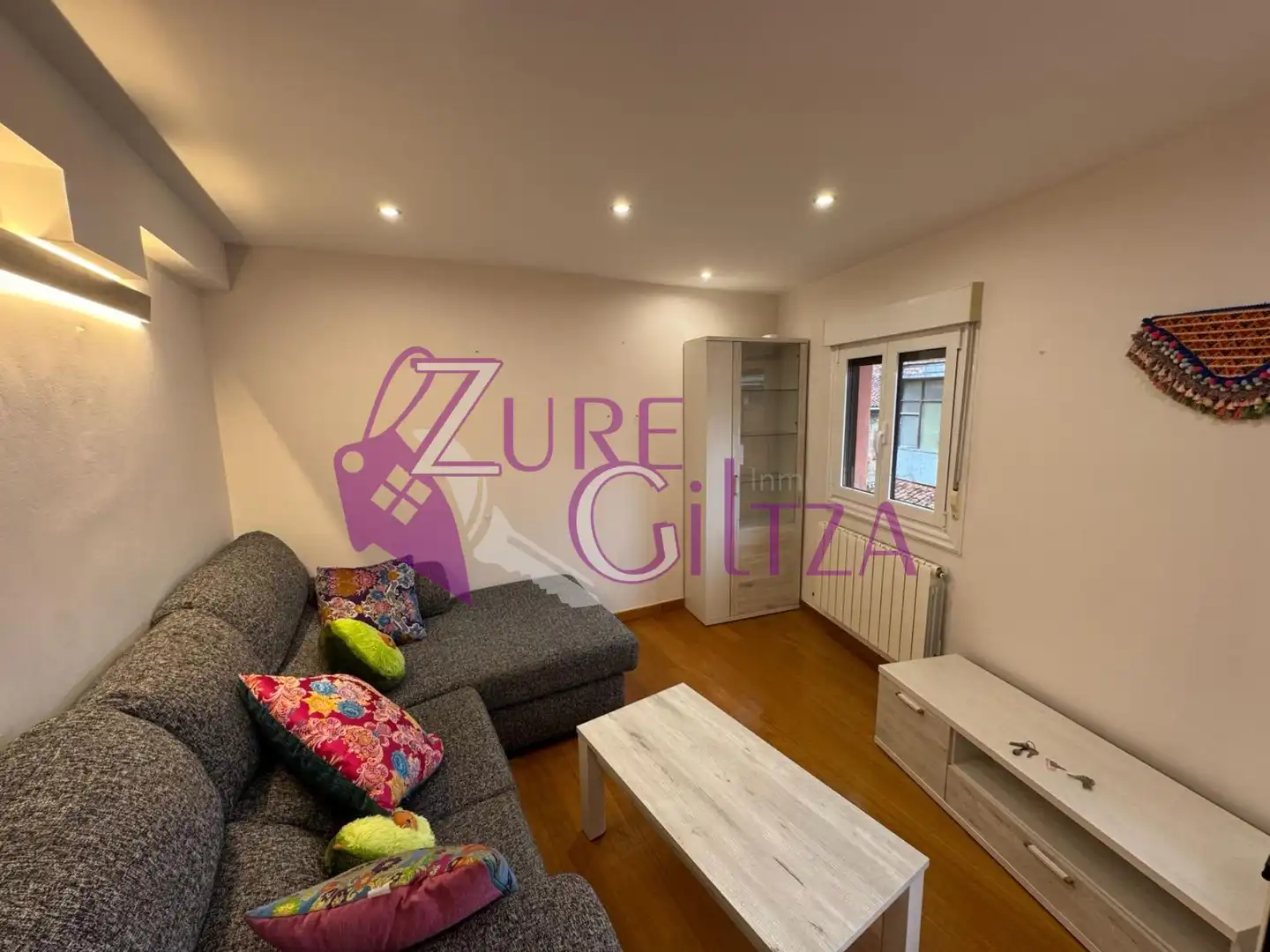 Living room of Flat for sale in Durango  with Heating and Furnished