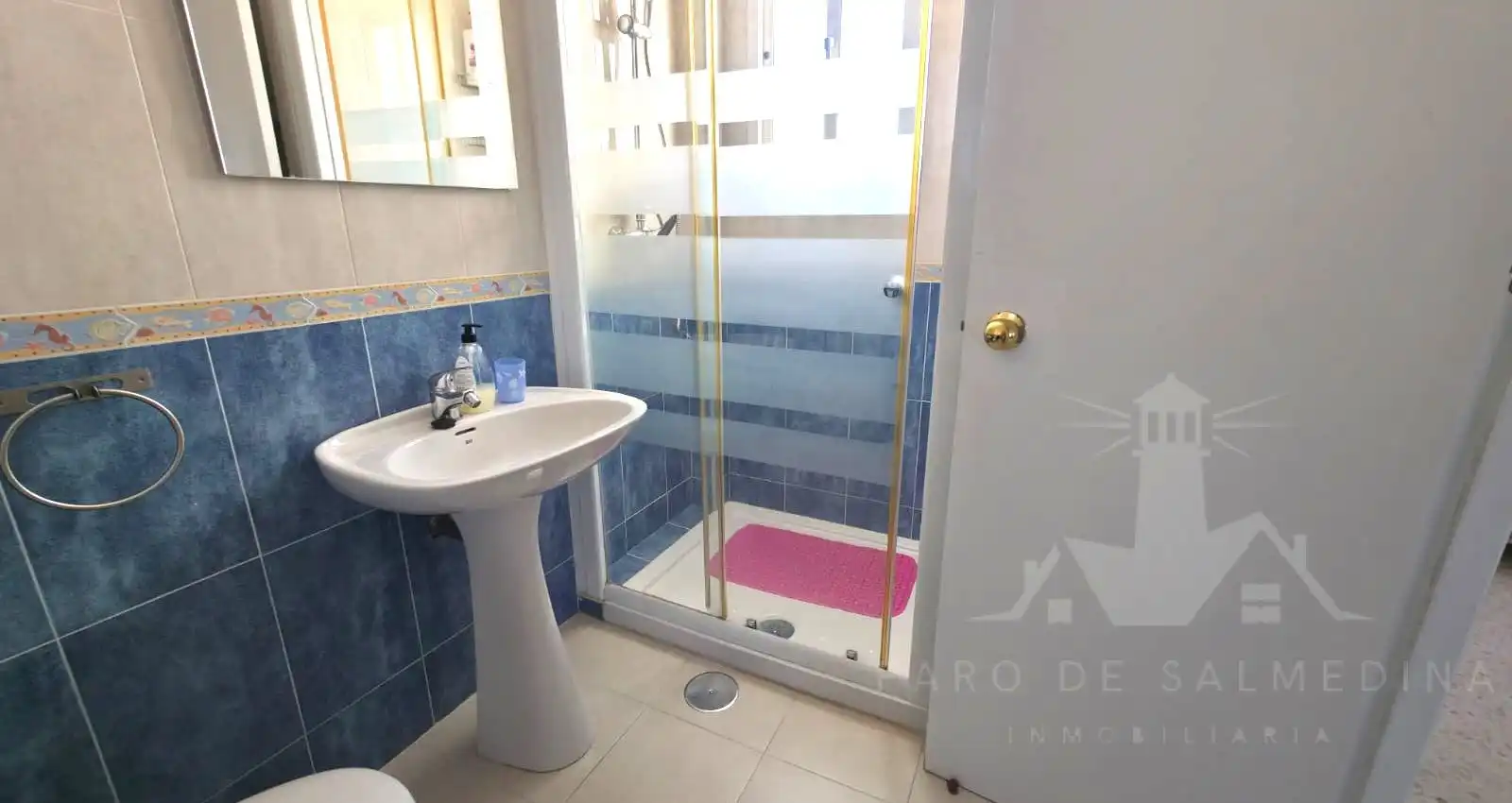 Bathroom of Flat for sale in Chipiona  with Terrace and Furnished