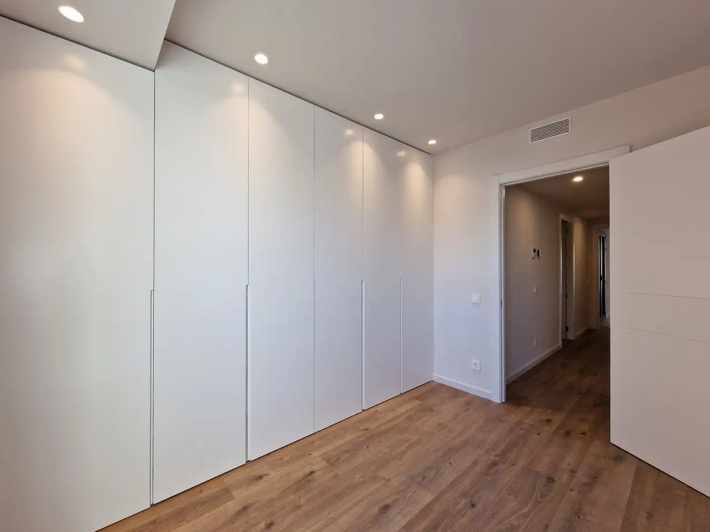 Habitación de Ático en venta en Girona con Aire acondicionado, Calefacción y Terraza