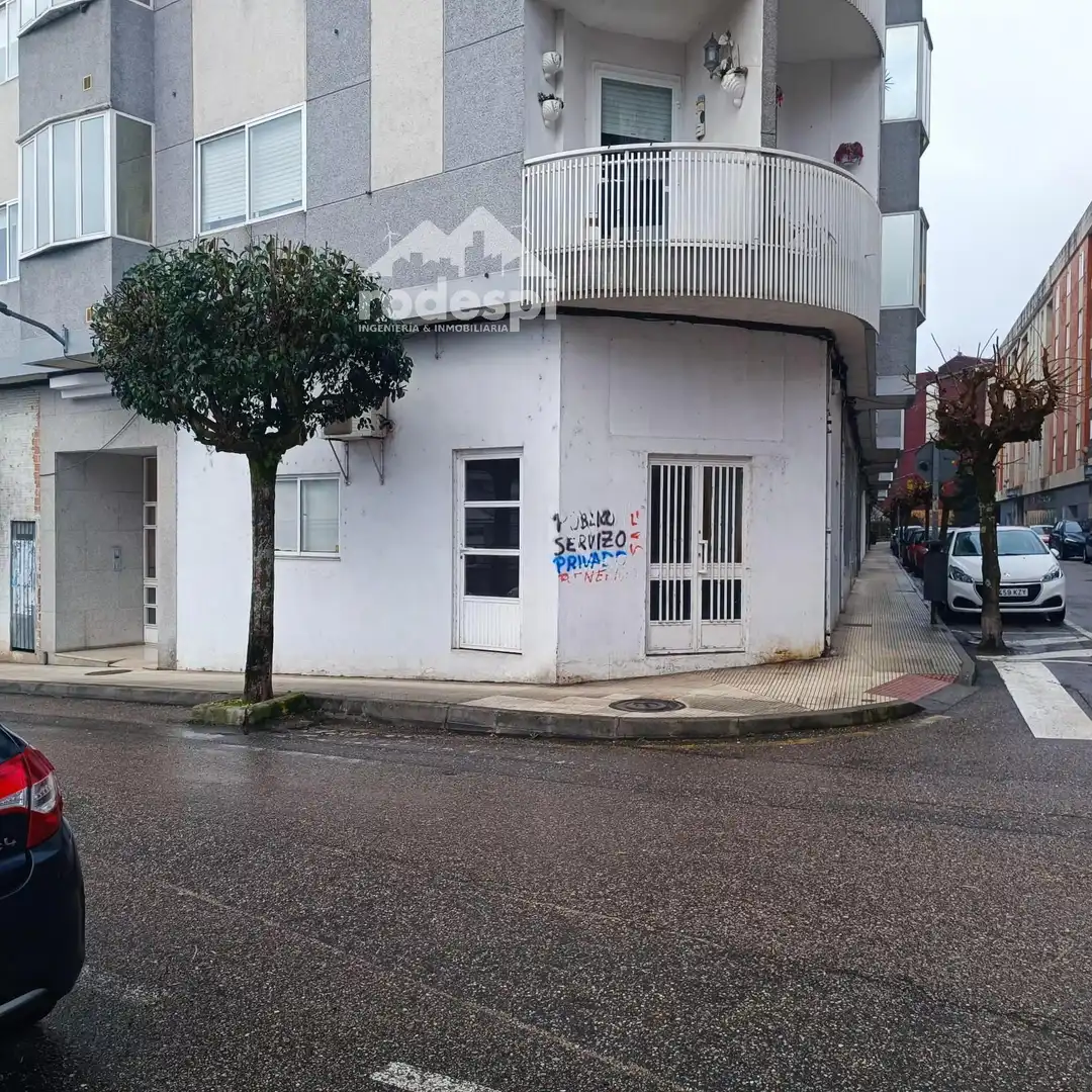 Local comercial en alquiler en Ponteareas, imagen 3