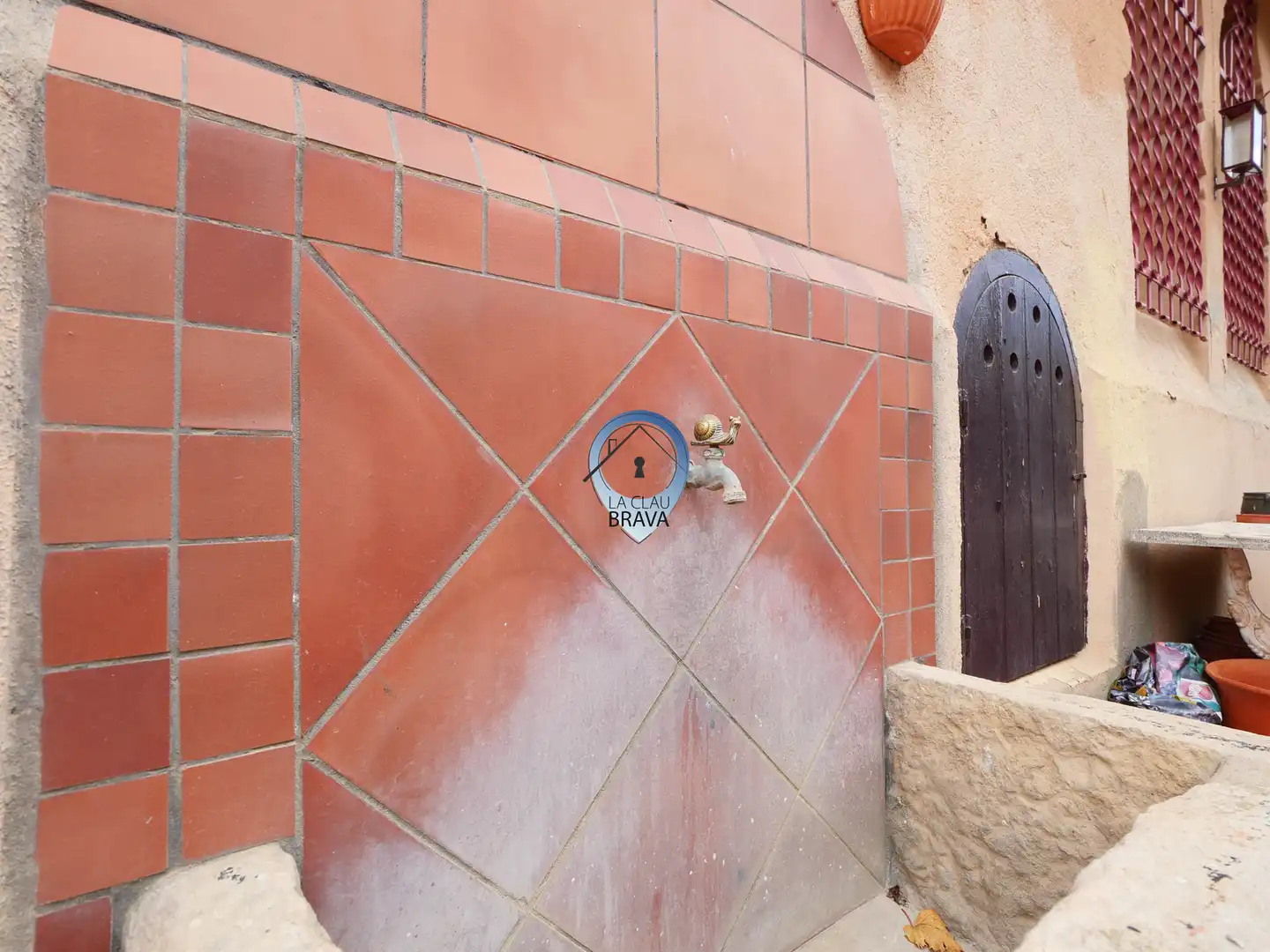 Vista exterior de Casa o xalet en venda en Caldes de Malavella amb Calefacció, Jardí privat i Terrassa